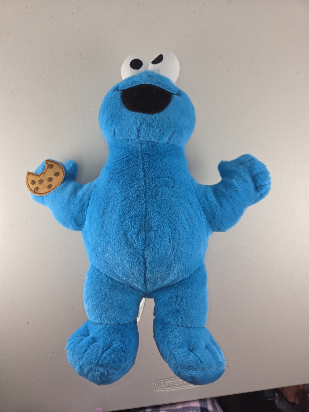 Sesame Street Blue Cookie Monster Plush with Cookie Accessory 14 Inches - Picture 2 of 8